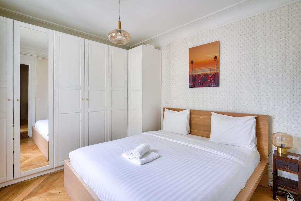 Superbe Appartement A 2 Min A Pied De La Station De Metro Paris Exterior foto